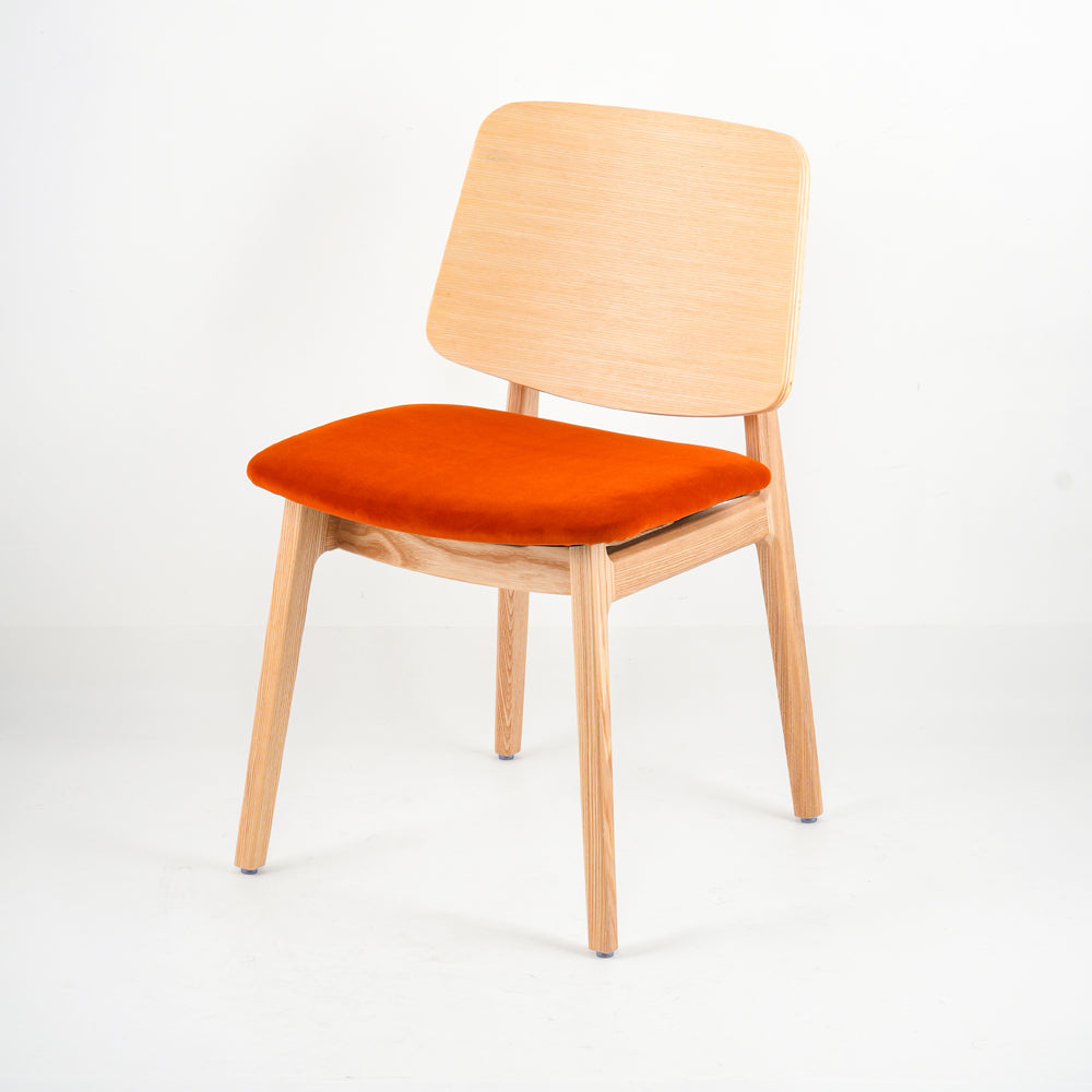 High Quality Modern Solid Wood Dining Chairs Ash Timber Durable Solid Wood Chair For Living Room And Hotel