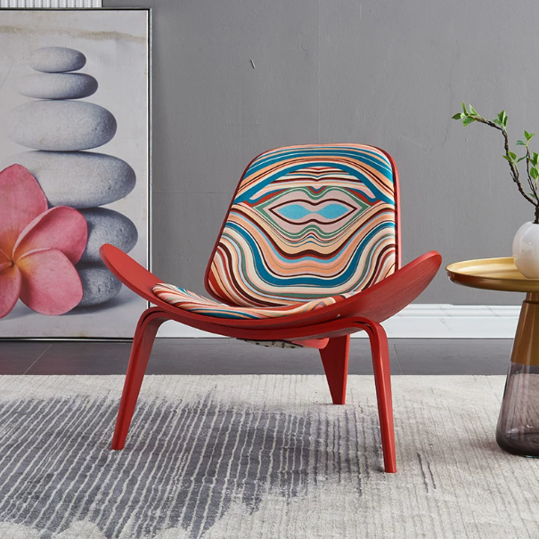 Smiling Shell Chair