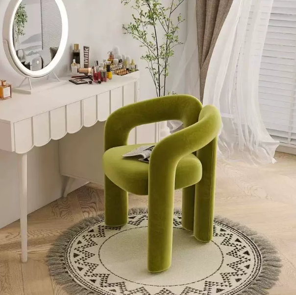 Cassina Dudet