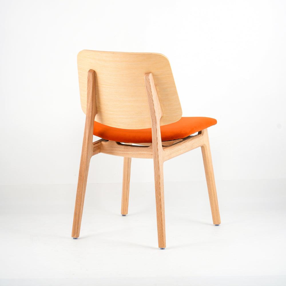 High Quality Modern Solid Wood Dining Chairs Ash Timber Durable Solid Wood Chair For Living Room And Hotel