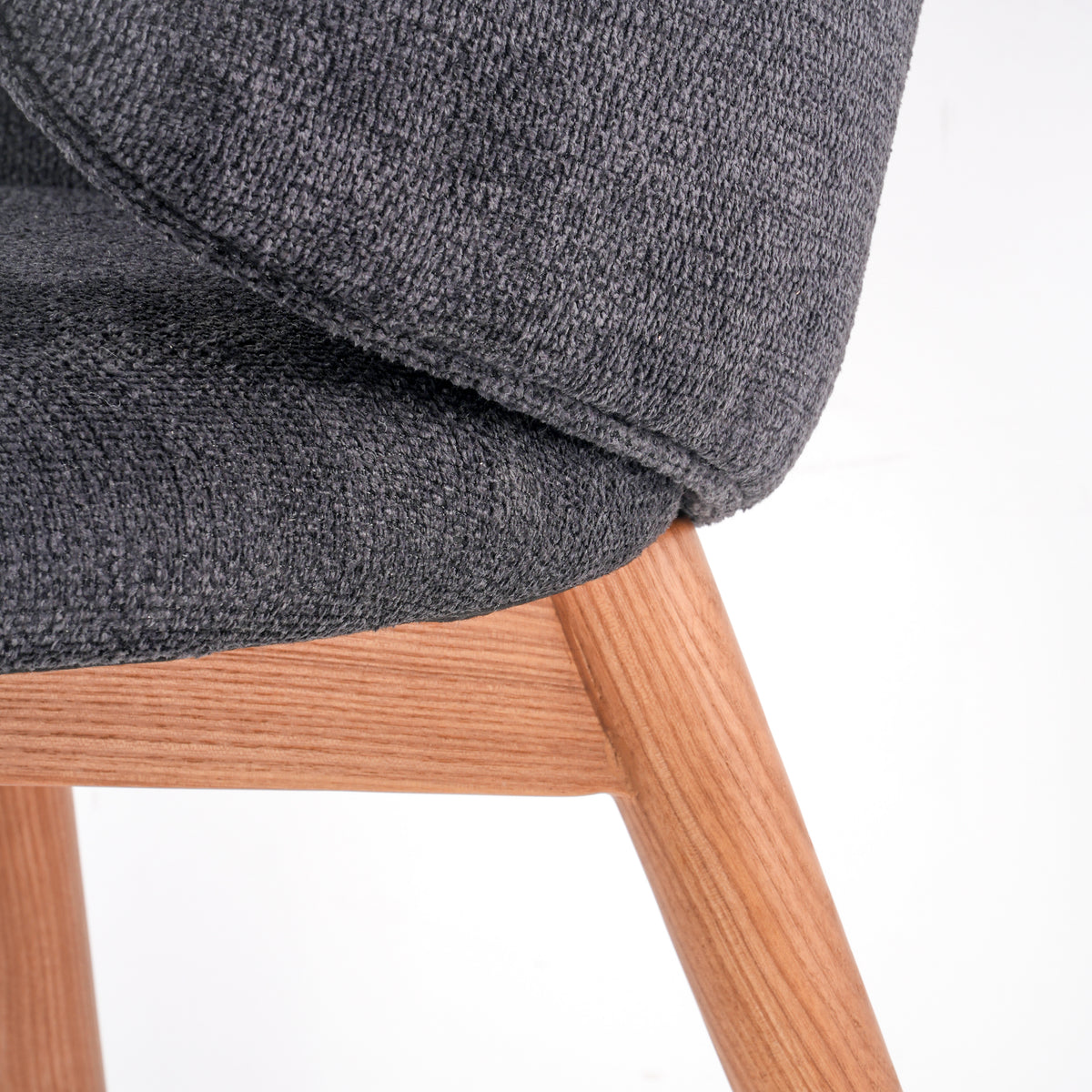 Modern Design Solid Wood Dining Chair With Leather High Quality Indoor Home Furniture With Cooling Feature