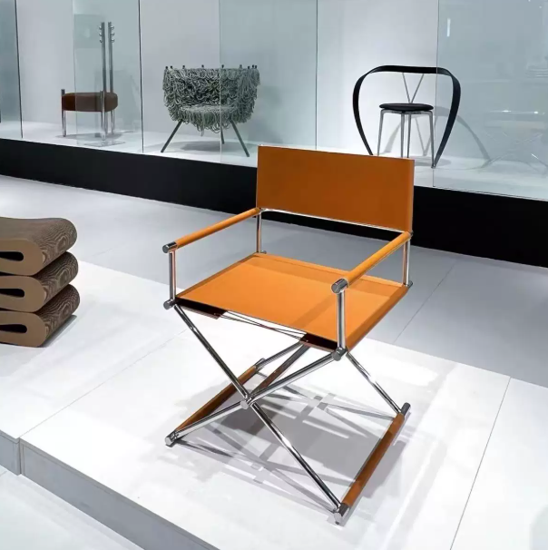 High-end single chair, Bauhaus style, casual folding director chair, Italian minimalist saddle leather dining chair