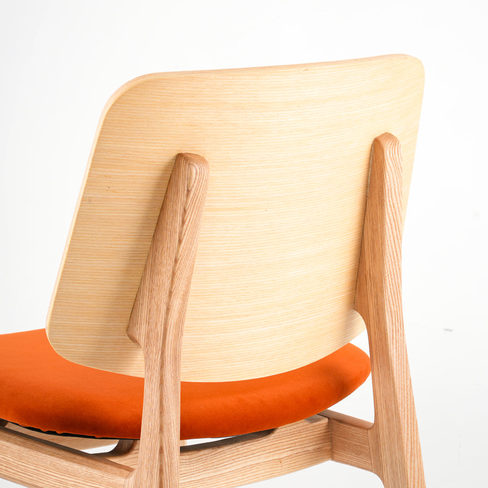 High Quality Modern Solid Wood Dining Chairs Ash Timber Durable Solid Wood Chair For Living Room And Hotel