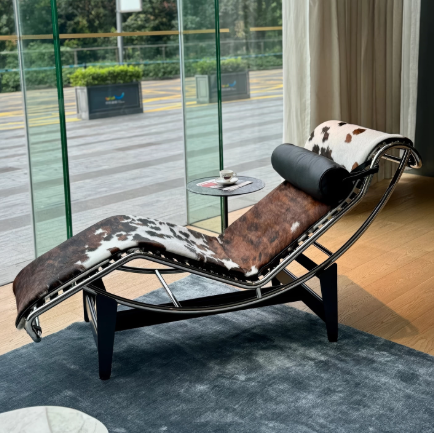 LC4 Longue Chair