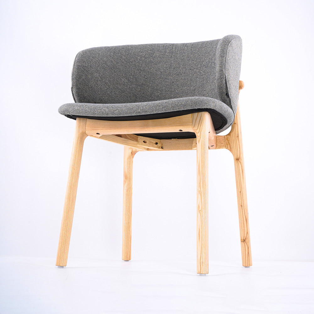 Nordic Modern Solid Wood Dining Chairs for Home Office and Bathroom Use Hotel & Restaurant Lounge Chair with Leather Backrest
