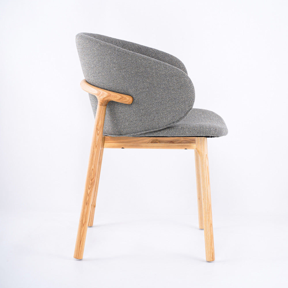 Nordic Modern Solid Wood Dining Chairs for Home Office and Bathroom Use Hotel & Restaurant Lounge Chair with Leather Backrest